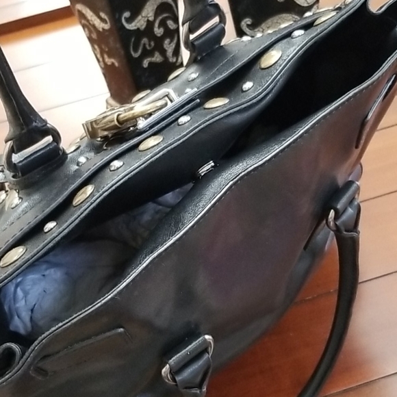 π MK STUDDED HAMILTON BAG - Picture 12 of 16